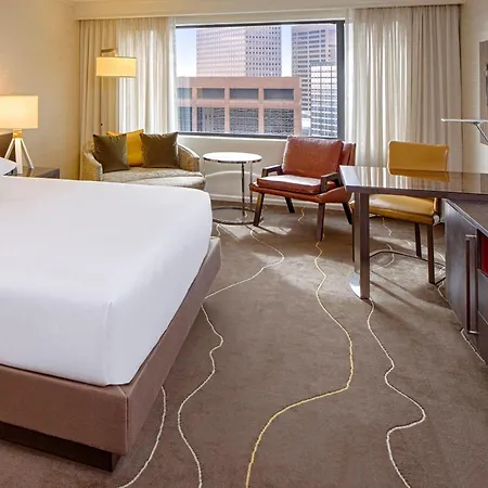 Hotel Coral Covee Near Delhi Airport By Gross Group